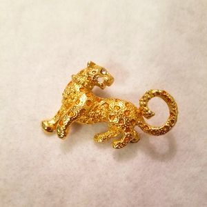 Vintage jaguar brooch